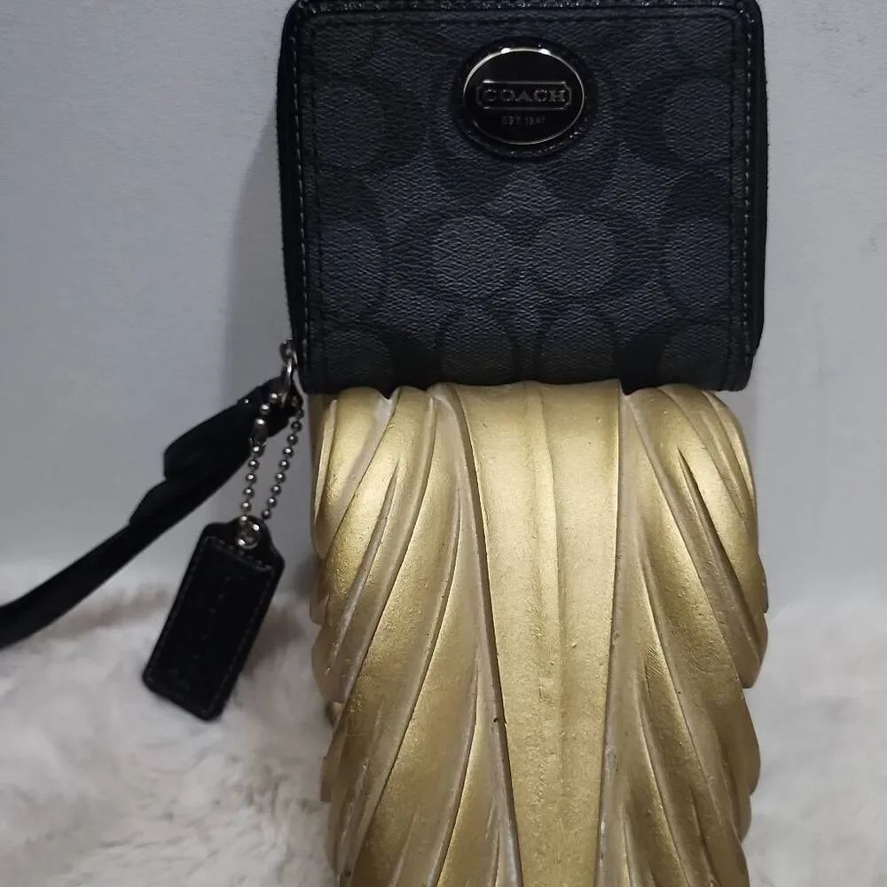 Coach Medium Corner Zip Wallet in Signature Canvas